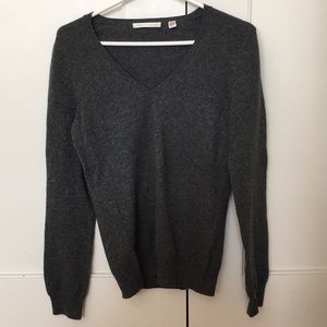 100% cashmere sweater